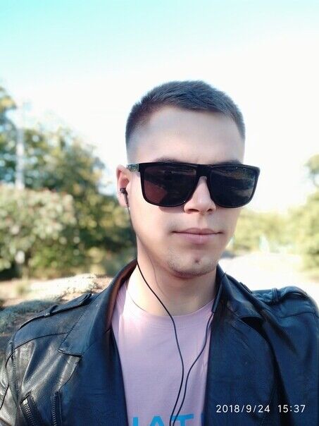  21915932  Valeriy, 30 ,    