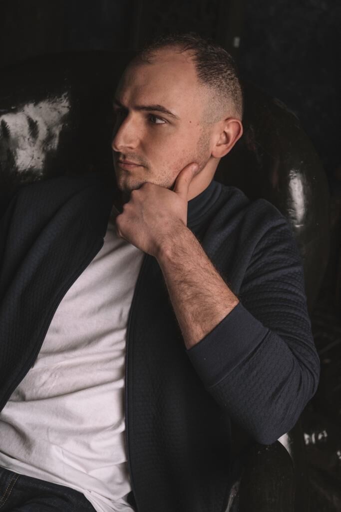  30071982  , 35 ,    -