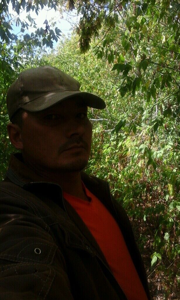  28051772  , 35 ,    