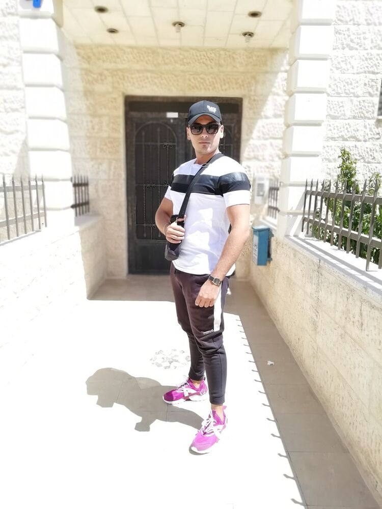  ,   Khaled, 30 ,   ,   , c 