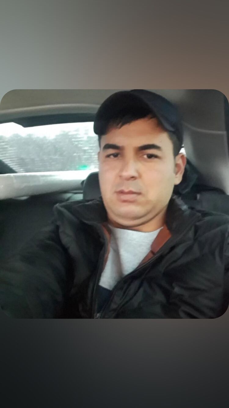  52776232  Ikromjon, 36 ,    