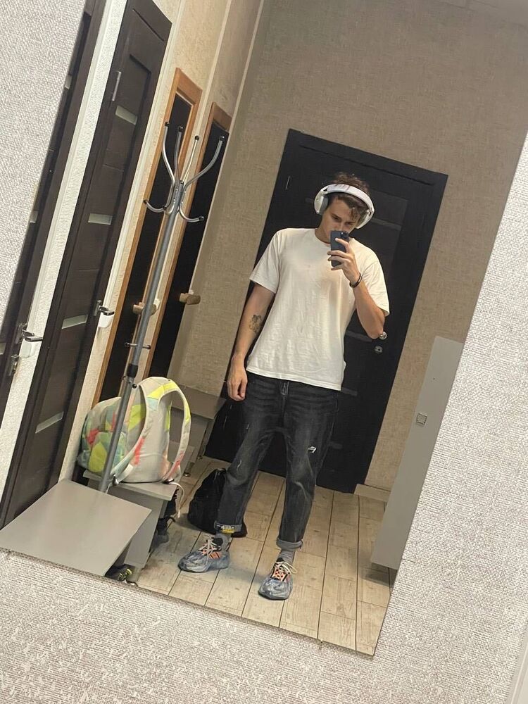 ���� 52392282 ����� ������, 21 ���, ���� ���������� � ����