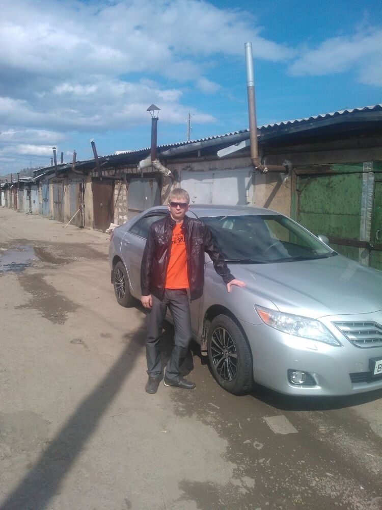  7228792  Lukac, 38 ,    