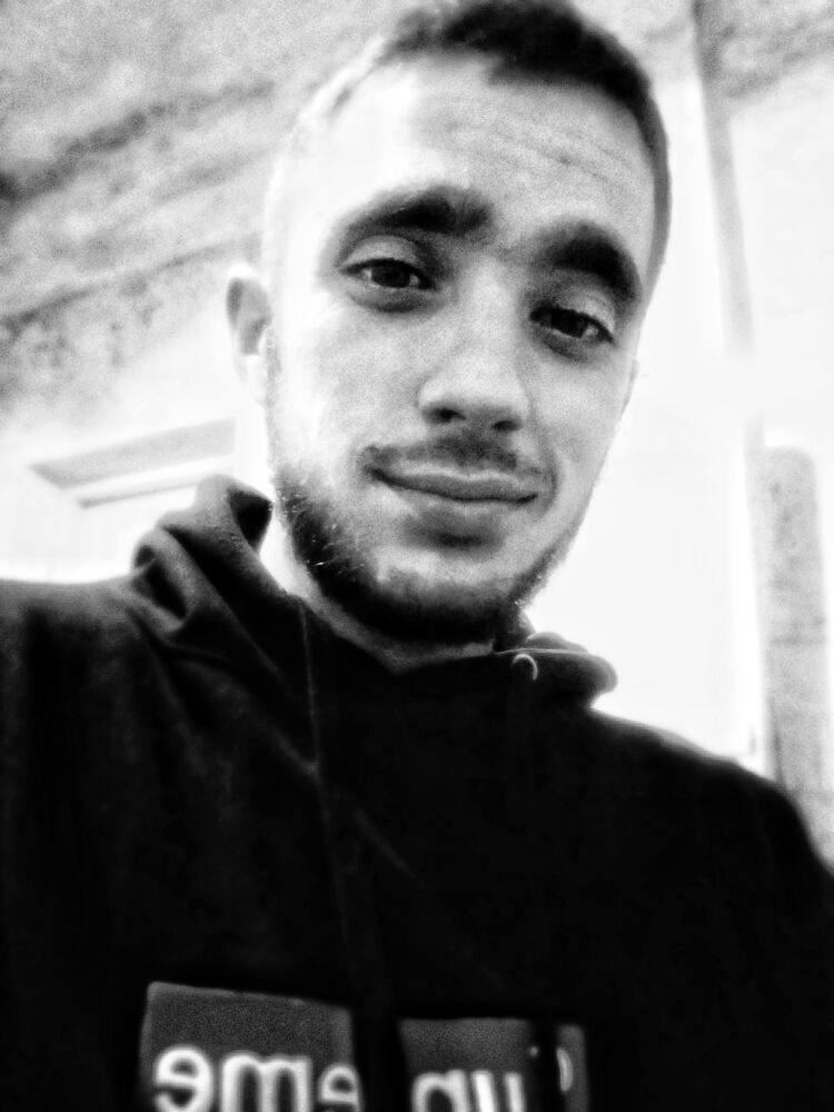  33396172  , 25 ,     