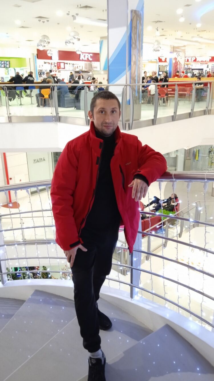  ,   Dima, 36 ,   ,   