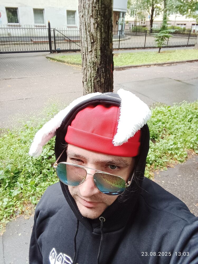  53240992  , 31 ,    
