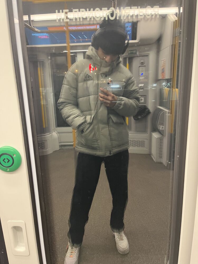  39054612  , 20 ,    