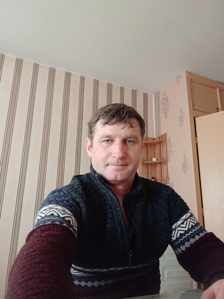 31884772  , 39 ,    -