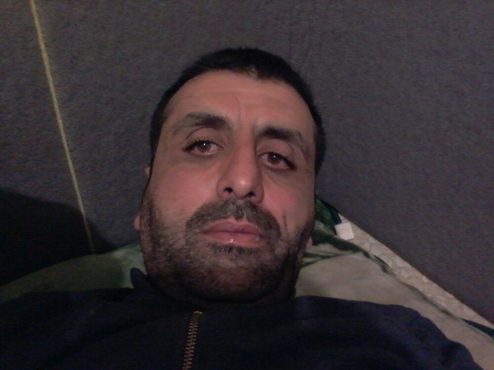  8089372  Edyard, 49 ,    