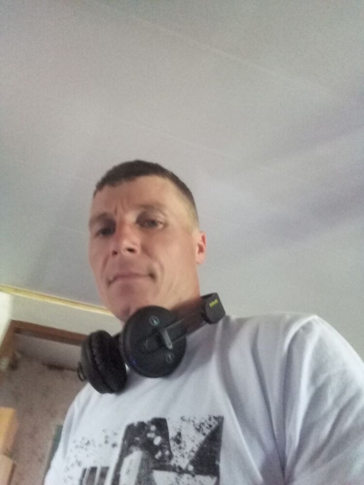  ,   Andrei, 39 ,   ,   , c 