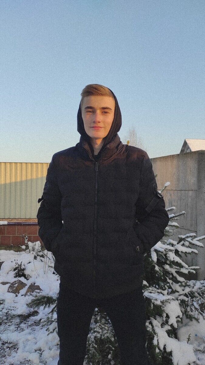  ,   Dmitro, 23 ,   ,   