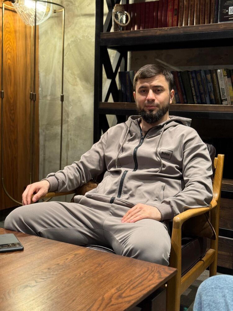  53418392  Deny, 28 ,    