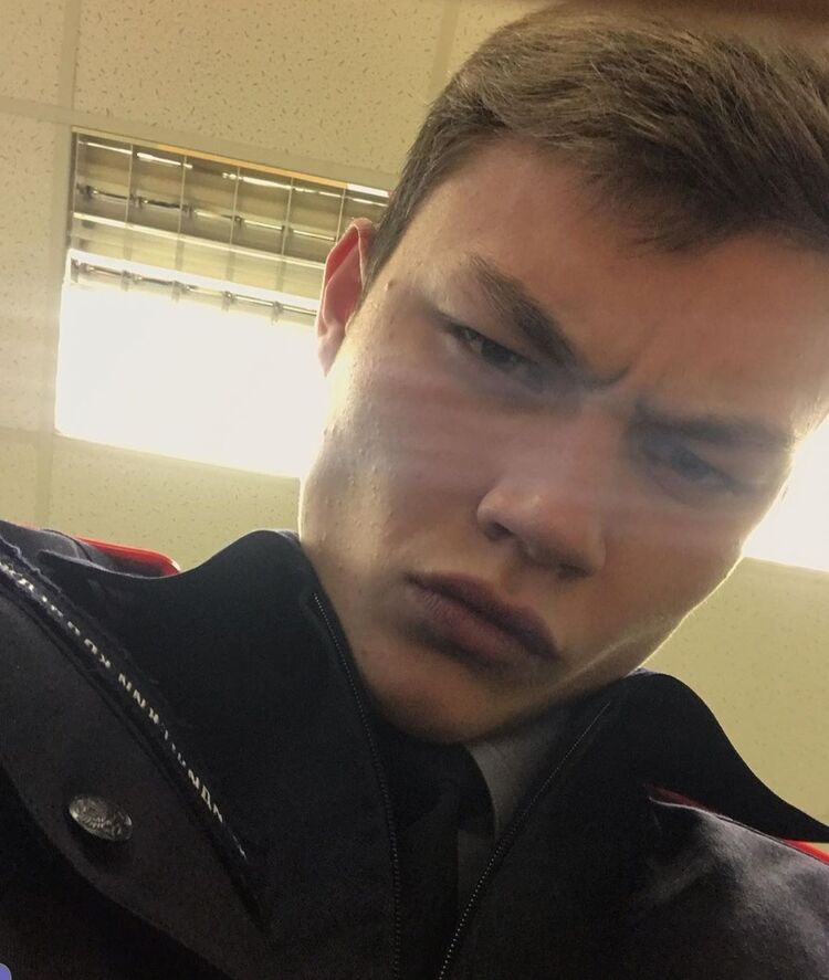 ���� 18334492 ����� ����, 25 ���, ���� ���������� � ��������