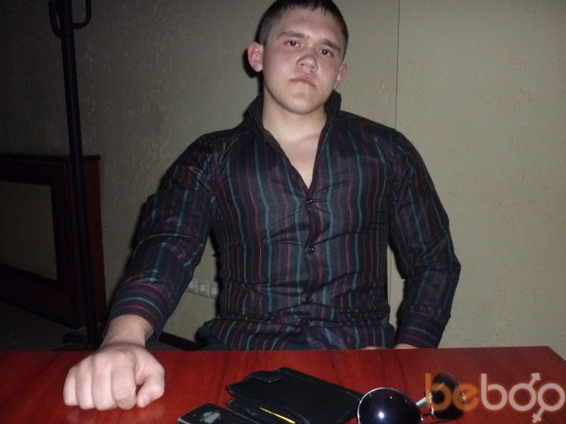  1069252  DMITRY, 33 ,    