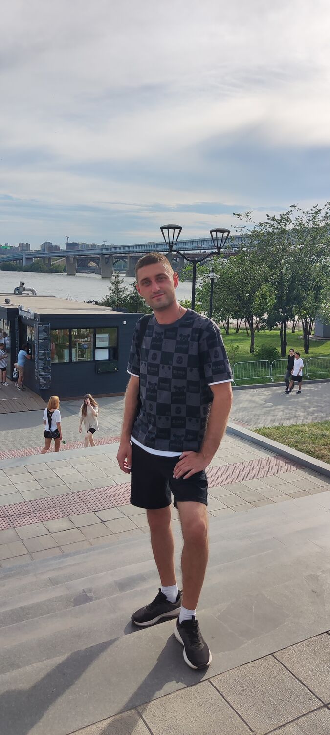  44532052  , 31 ,    