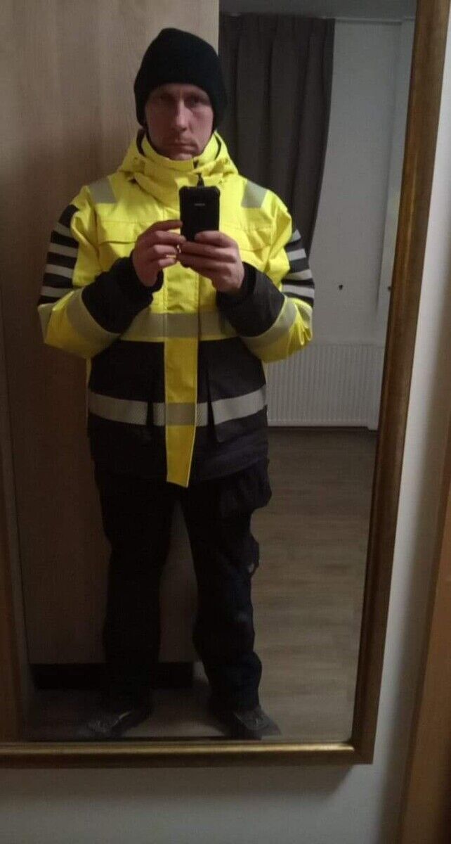  22343692  , 35 ,    Selfoss