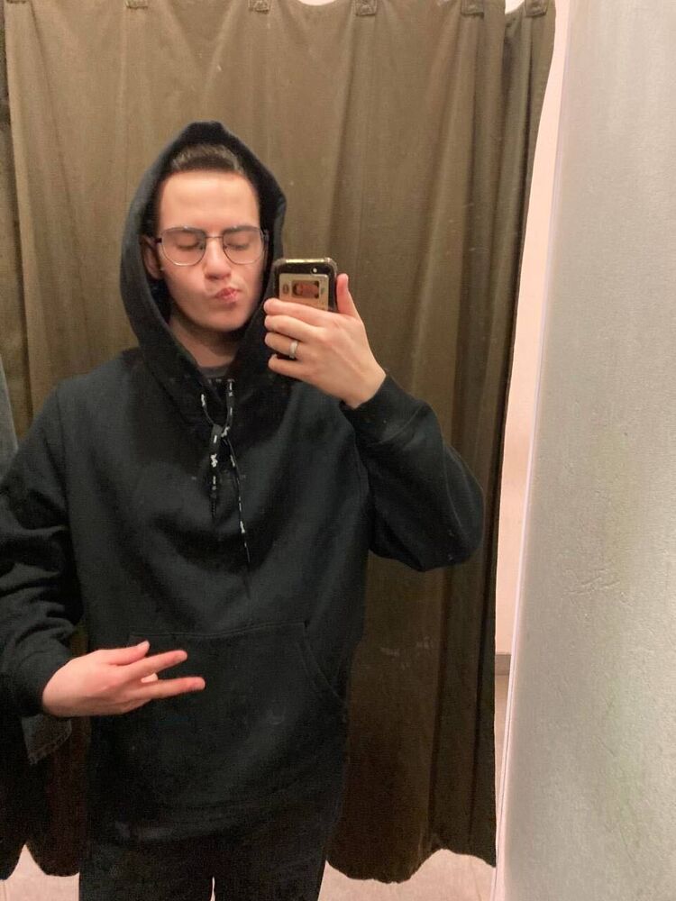 ���� 39227752 ����� ���������, 22 ����, ���� ���������� � �����