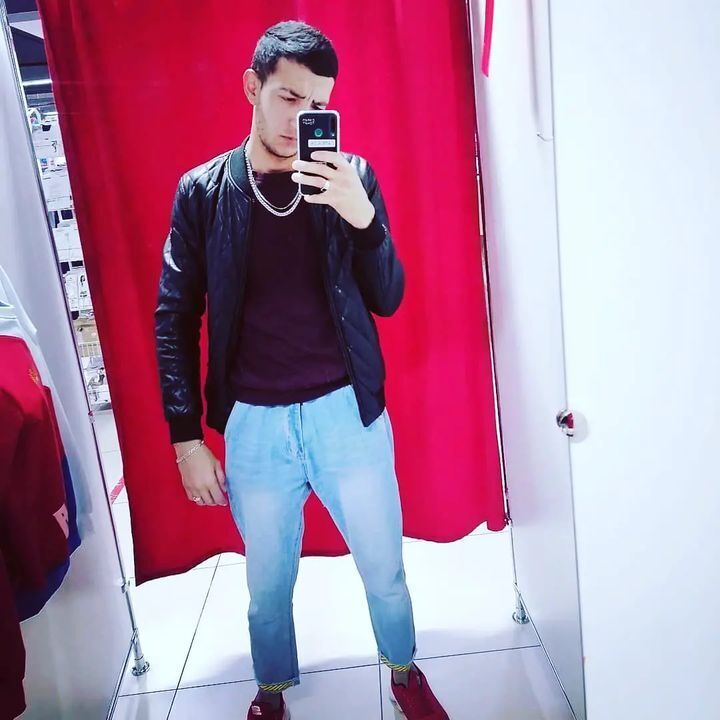  -,   Jonny, 25 ,   ,   