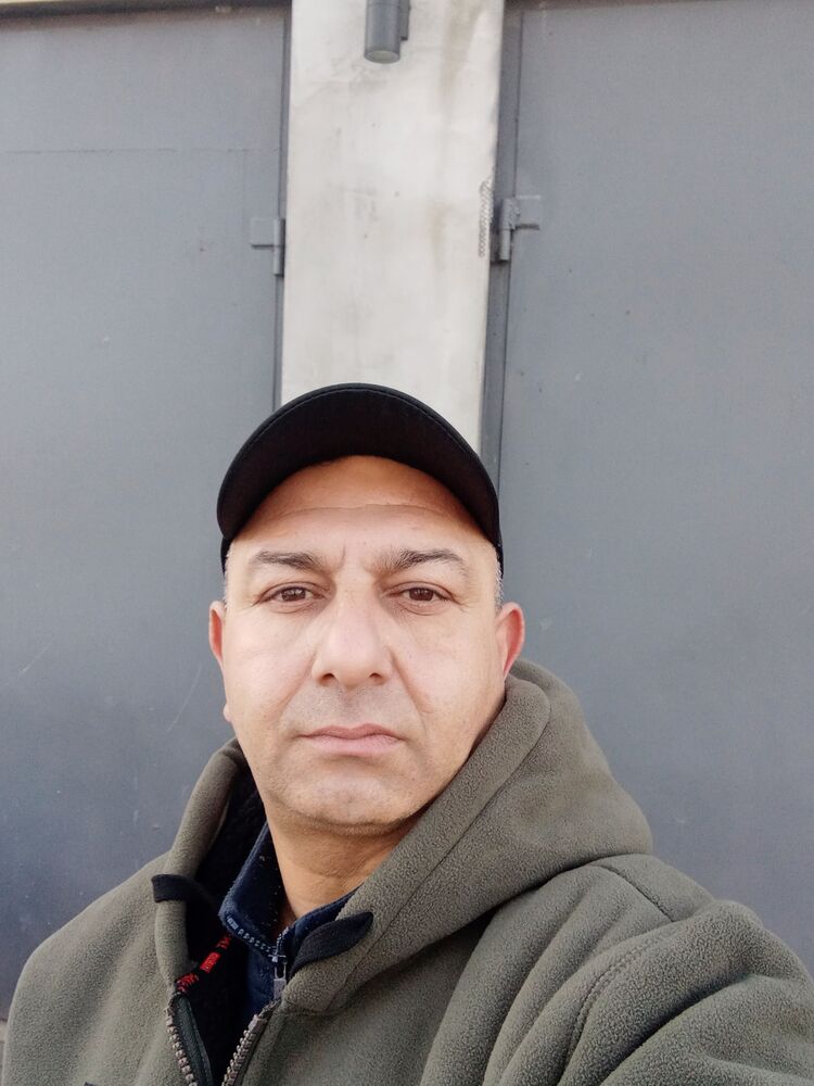  40180442  , 44 ,    
