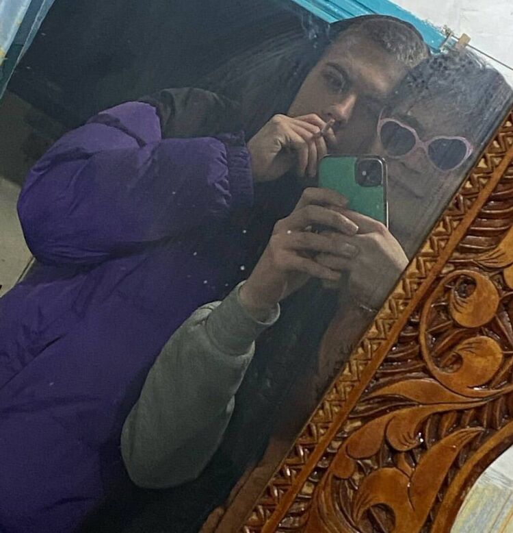  41936132  , 25 ,    