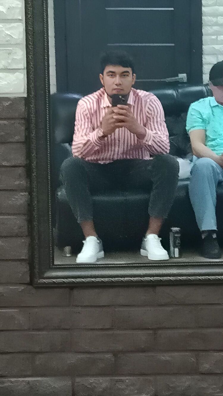  52768672  , 23 ,    
