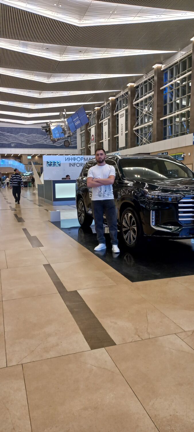  44451962  Sasha, 30 ,    