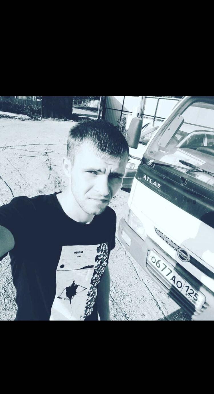  52865252  , 33 ,    