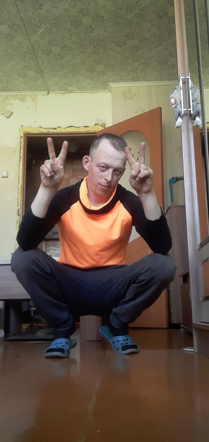  43523262  Dima, 42 ,    