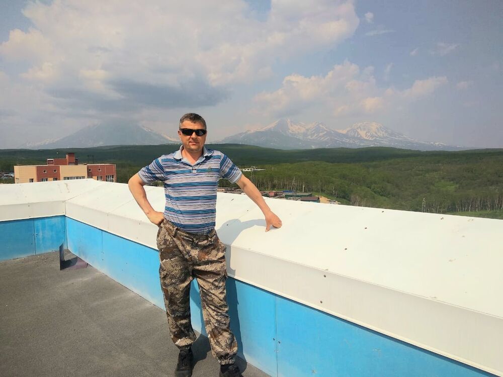  25947372  Valerie, 45 ,    -