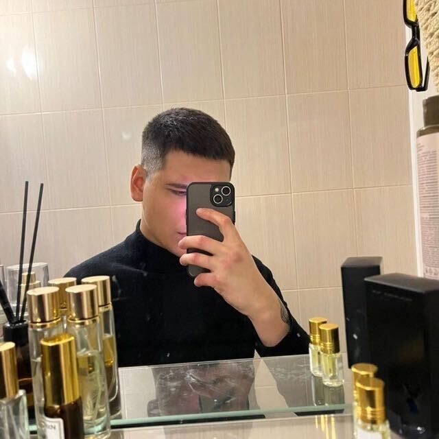  53096882  , 24 ,    -