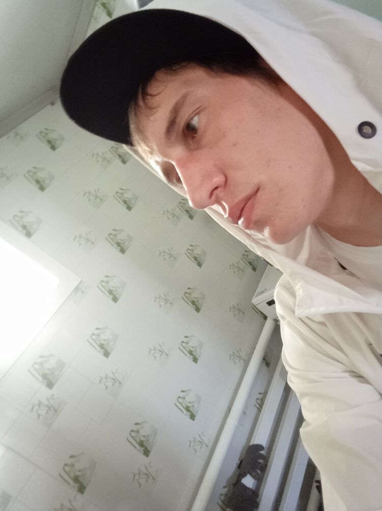  25794782  Evgeny, 34 ,    