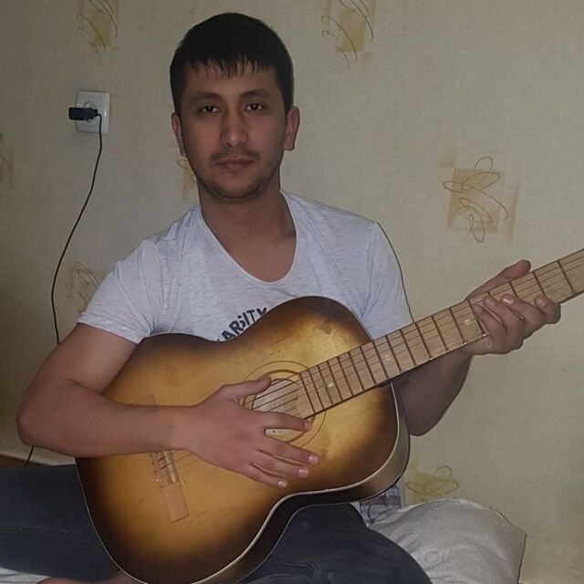  27752262  Jurabek, 33 ,    