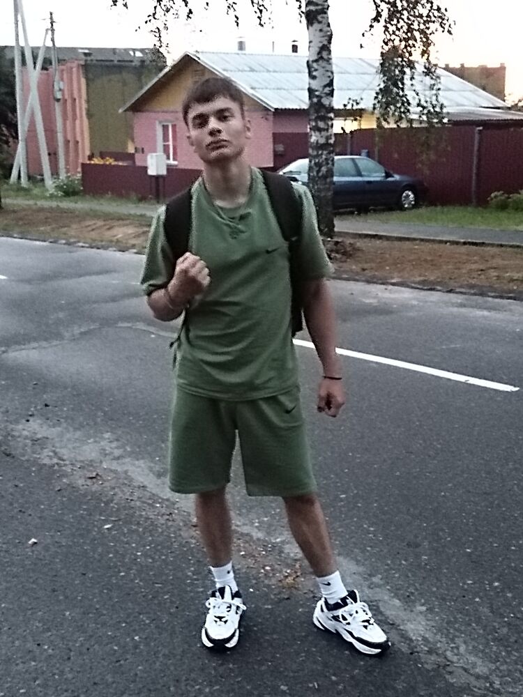  44912992  , 20 ,    