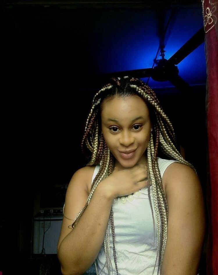  10757752  Sweetme, 35 ,    Butare