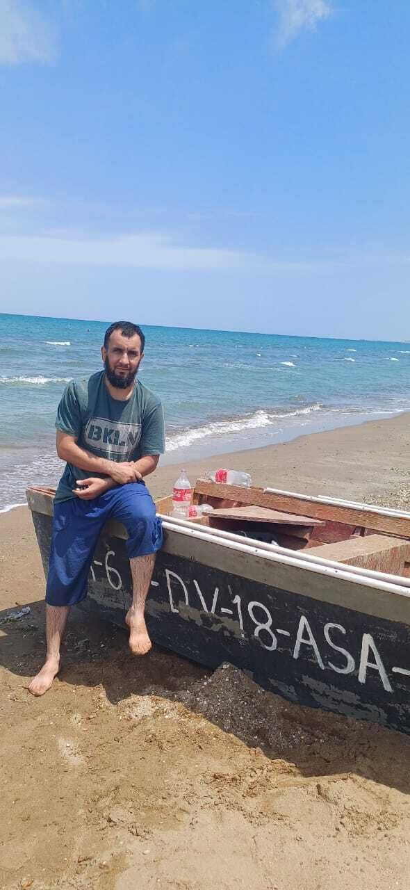  43958592  Elkhan, 40 ,    
