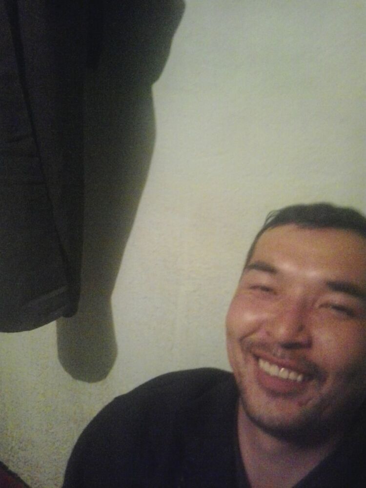 12281792  Mikki, 43 ,    
