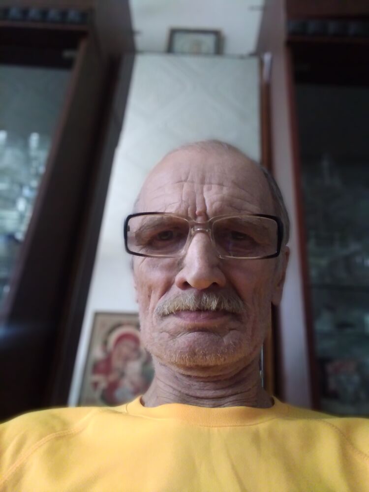  42272442  , 65 ,    