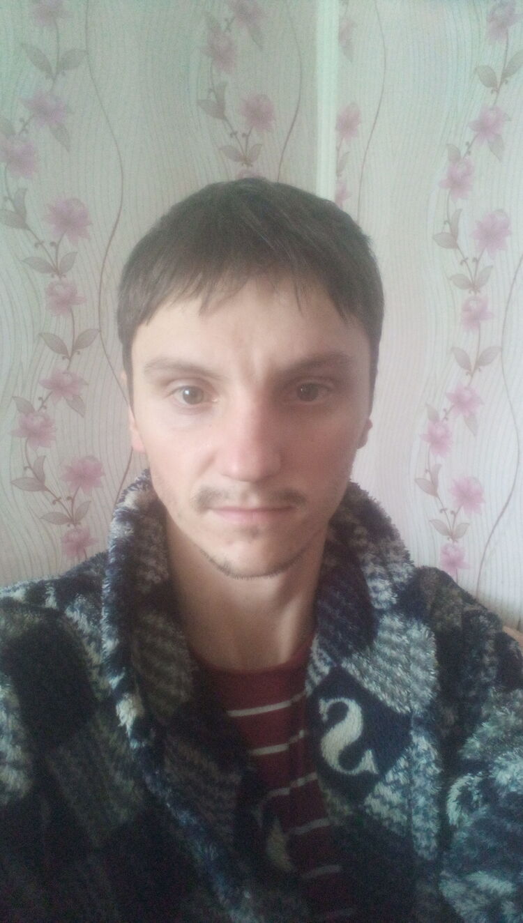  29772562  Sergij, 32 ,    -