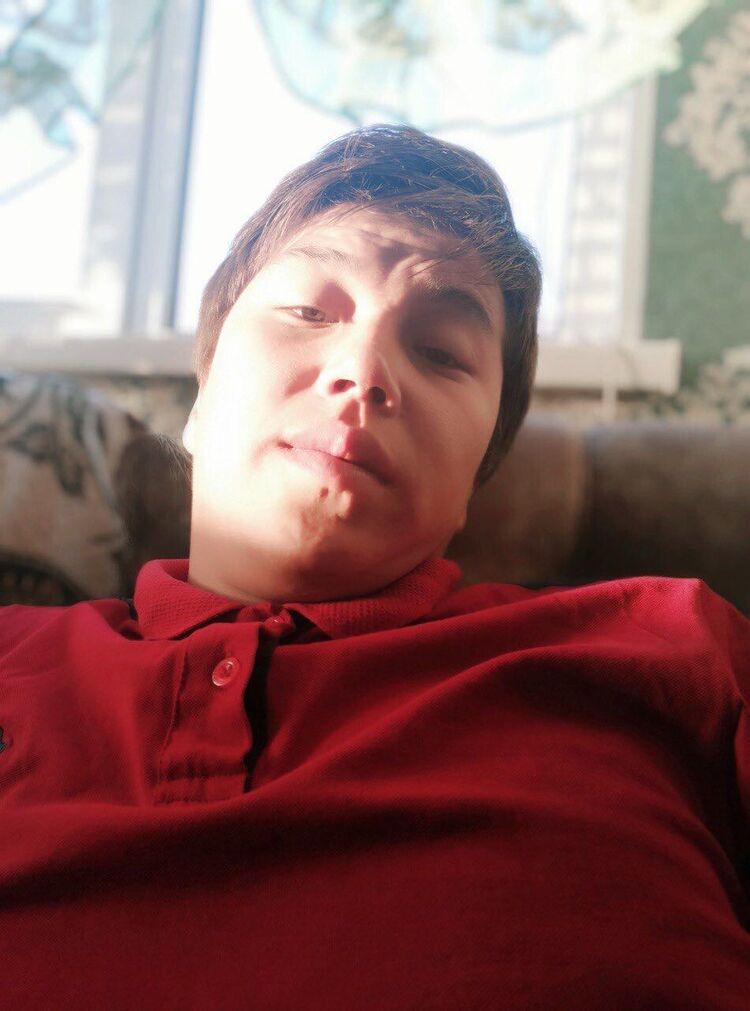  38716382  Dauren, 26 ,    