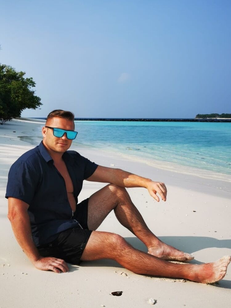  ,   Dennis, 34 ,   ,   , c , 