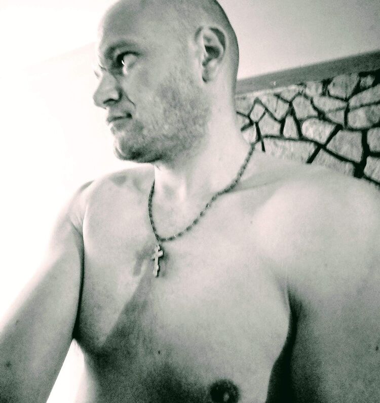  44057522  , 34 ,    