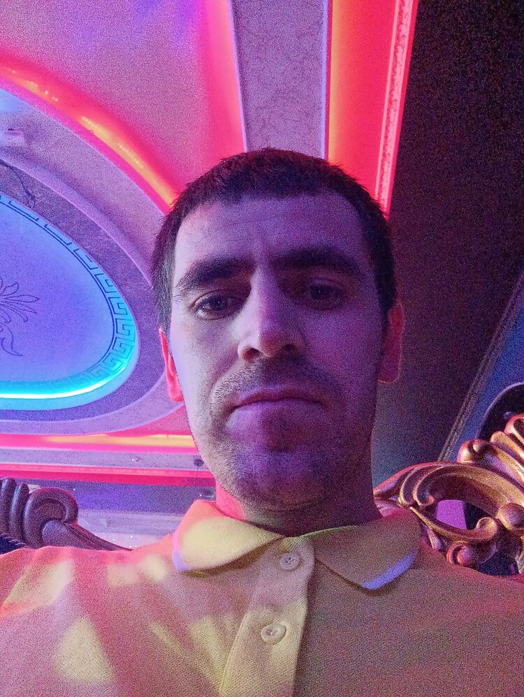  37039852  Sirojbek, 33 ,    