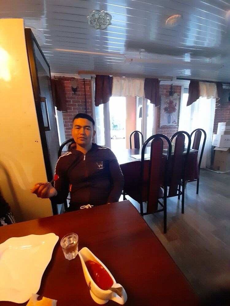  -,   Andri, 33 ,   ,   , c 