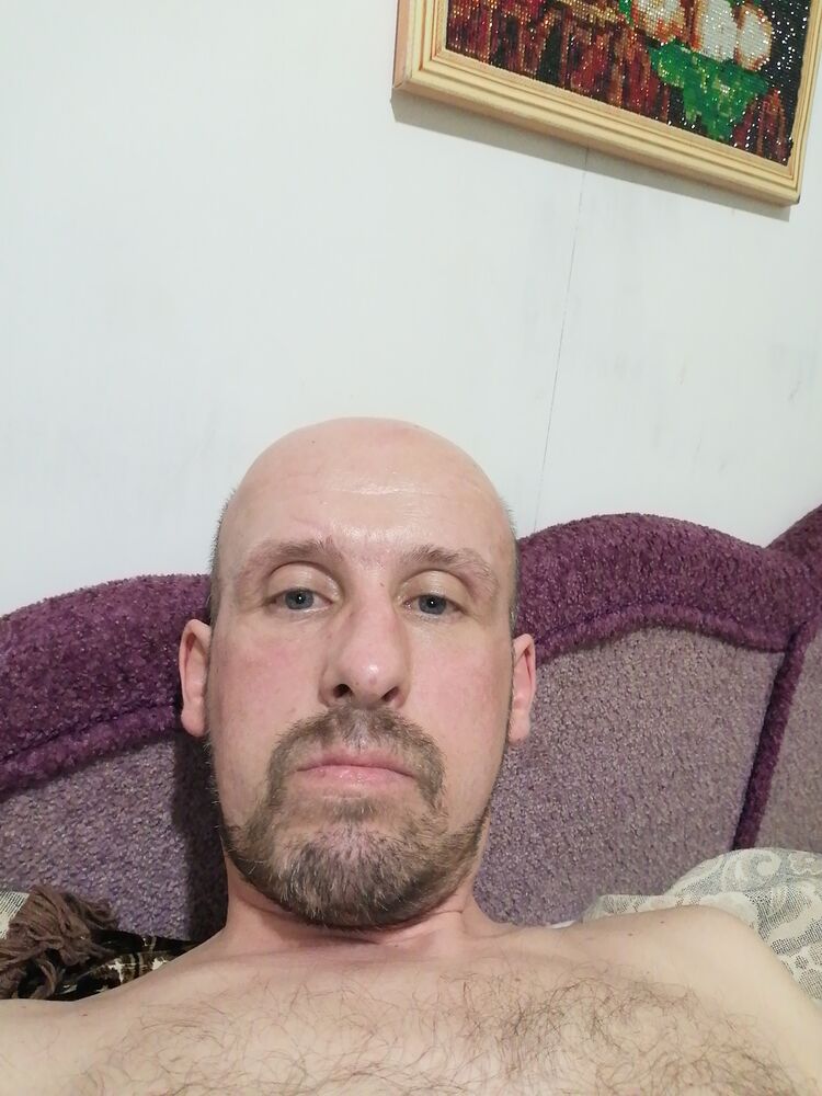  42797212  , 46 ,    