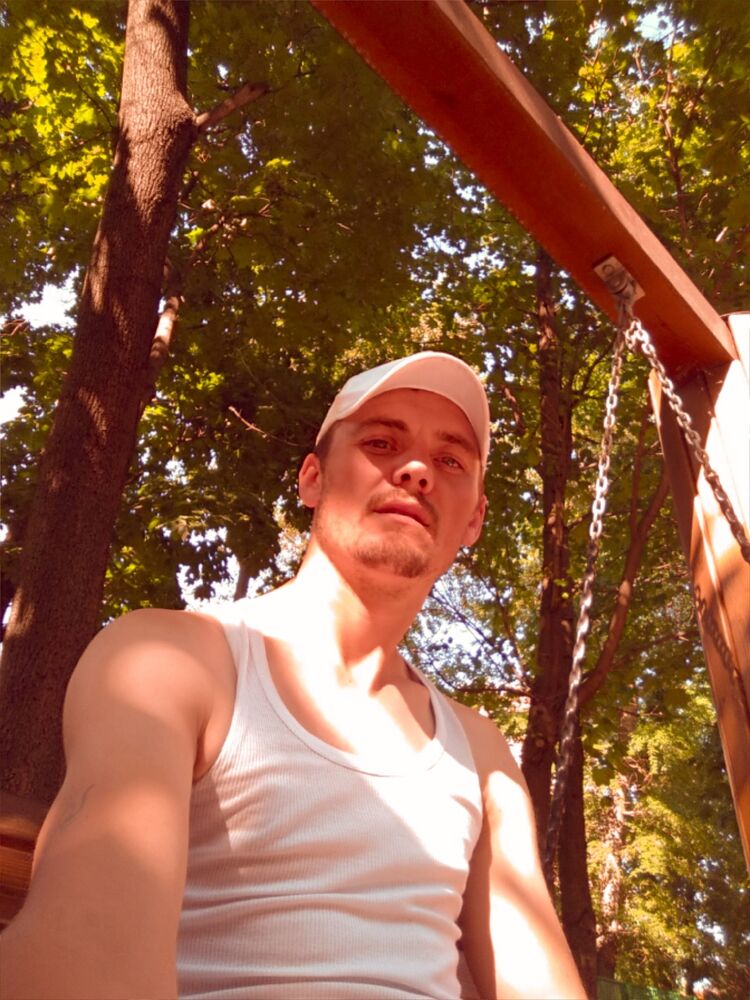  45747342  Vitaly, 30 ,    