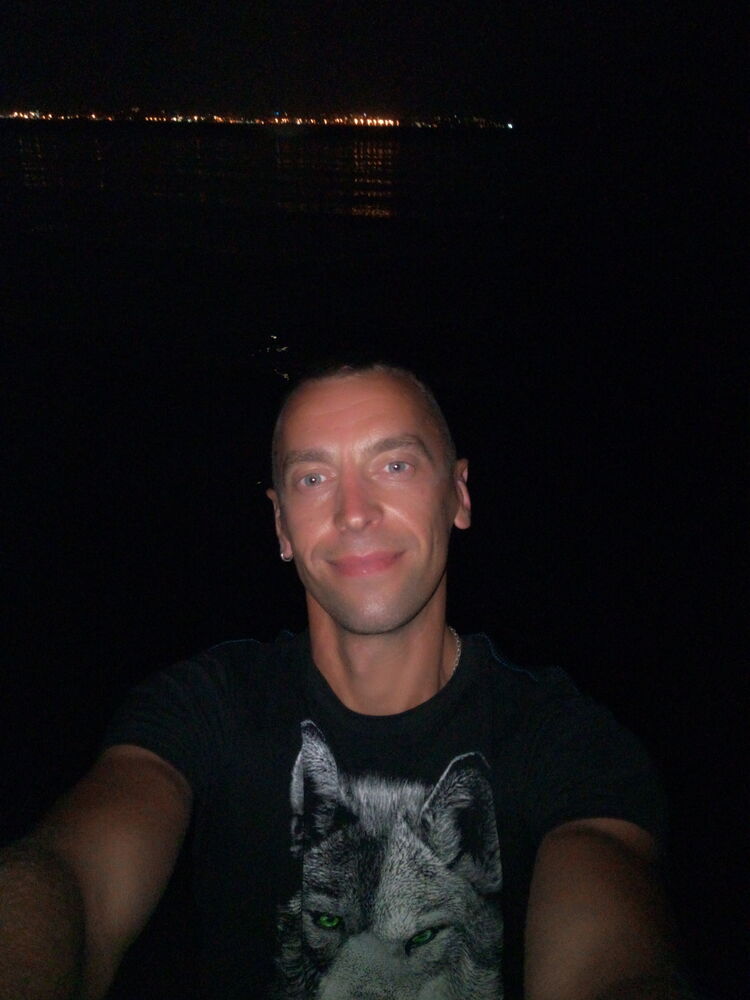  23932112  Igor, 39 ,    -