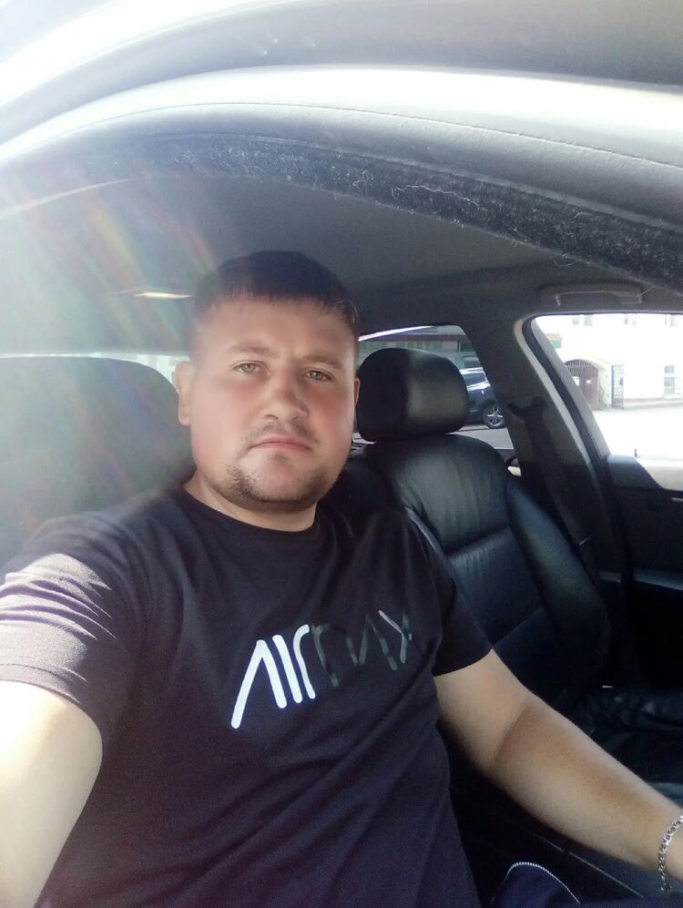  34173962  , 30 ,    