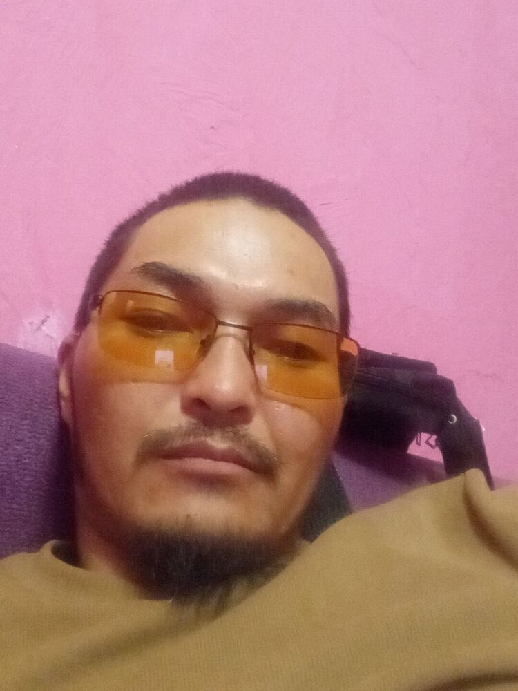  37901662  , 33 ,    