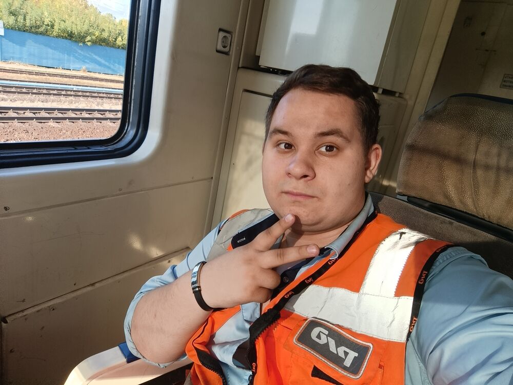  49637242  , 20 ,     