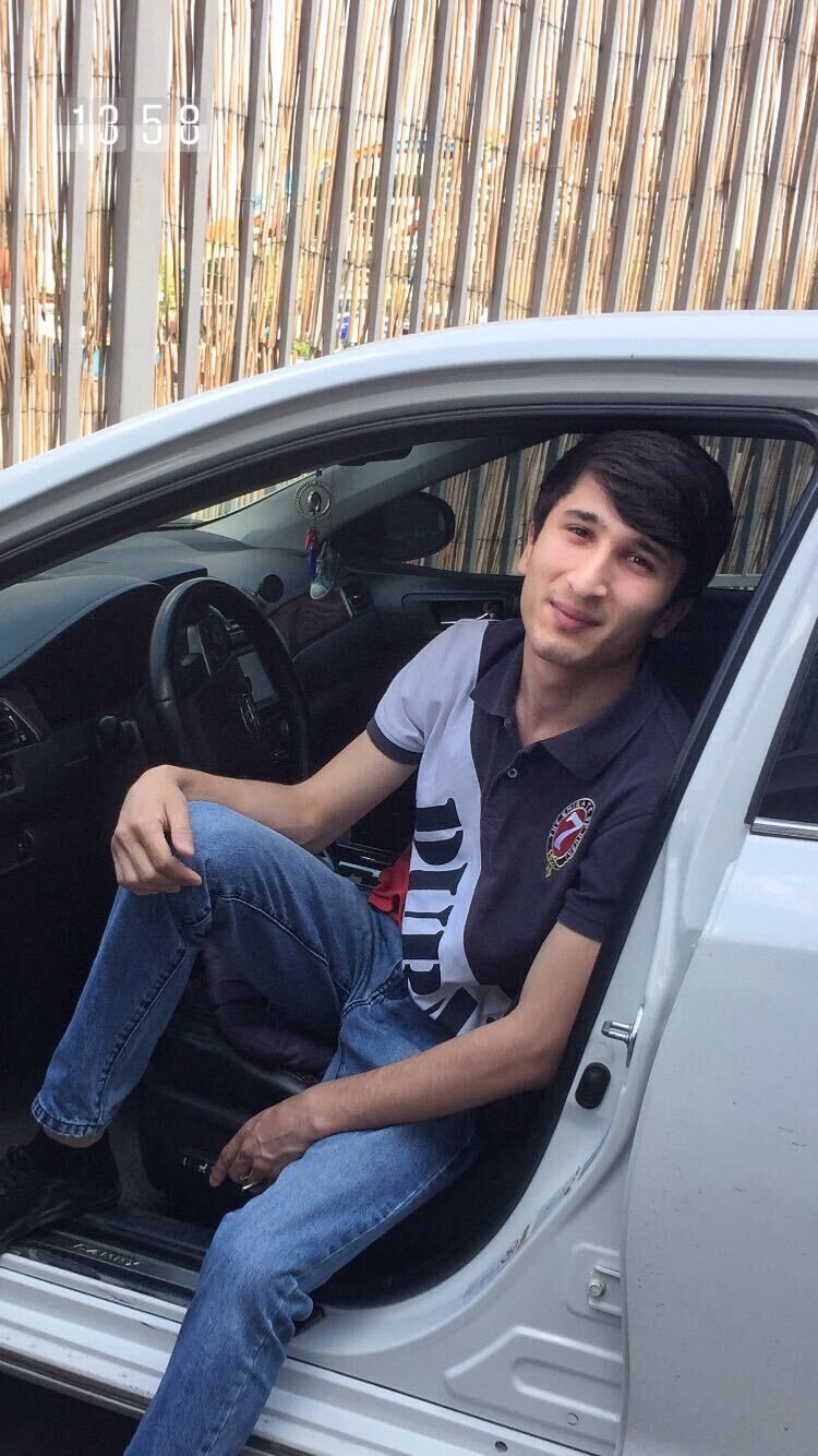  35495692  Nekruz, 24 ,    